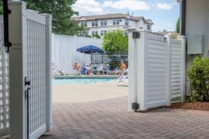 Boulder Park Pool | Apartments in Nashua