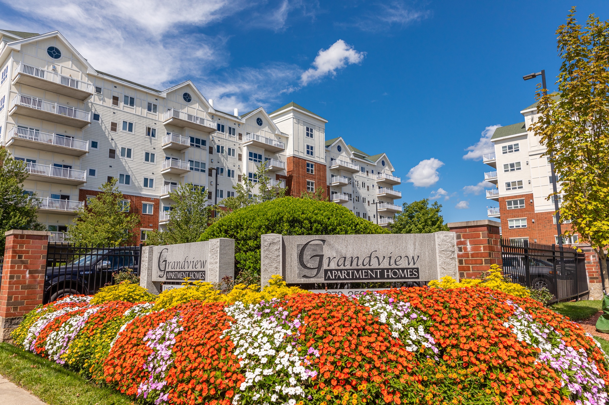 Beautiful Landscaping and Grandview Sign